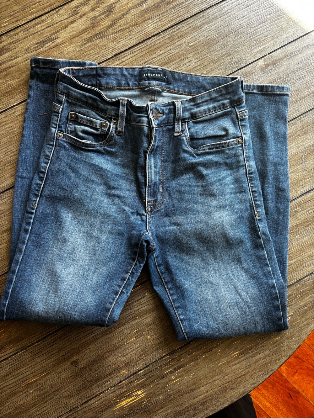 Aeropostale Women’s high rise jegging size 6 short